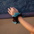 Sky scrunchie